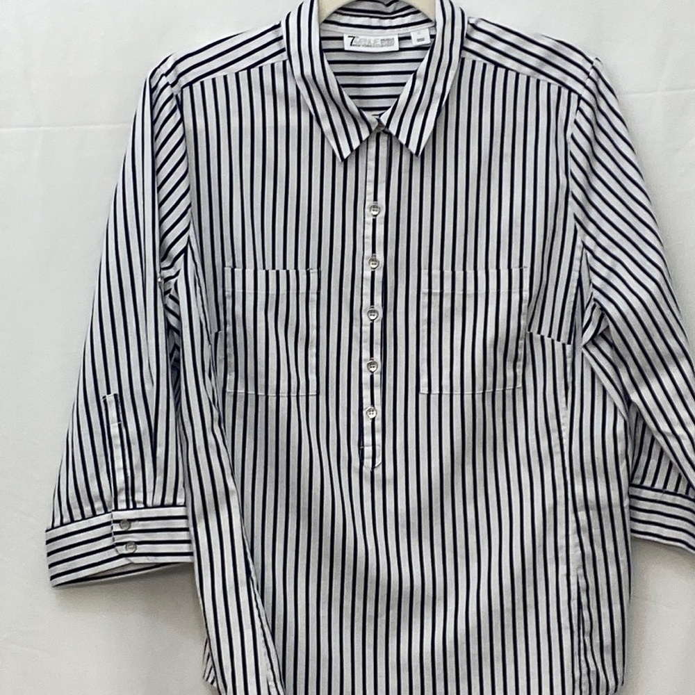 7th Avenue Design Studio NEW YORK & COMPANY Cotton Button Shirt Large